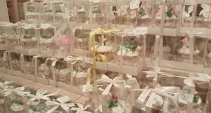 Куличи и принадлежности к Пасхе в «Бахетле».