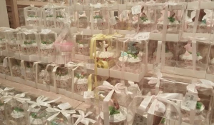 Куличи и принадлежности к Пасхе в «Бахетле».