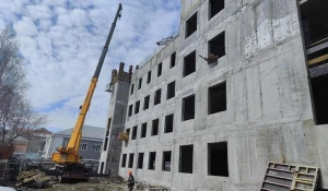 В Алтайском крае строят новый корпус офтальмологической больницы