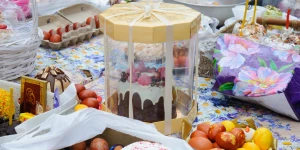 Освящение пасхальных угощений в Барнауле.