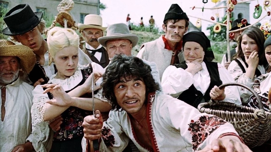 "Табор уходит в небо".