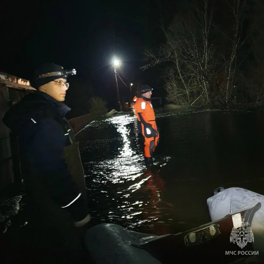 Паводок, Хабары.