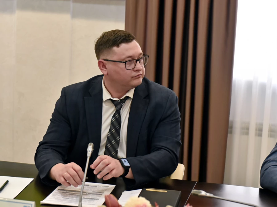 Петр Воронков.