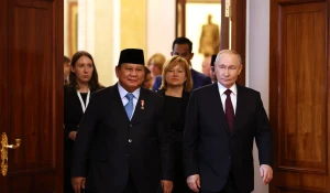 Лидеры России и Индонезии Владимир Путин, Прабово Субианто.