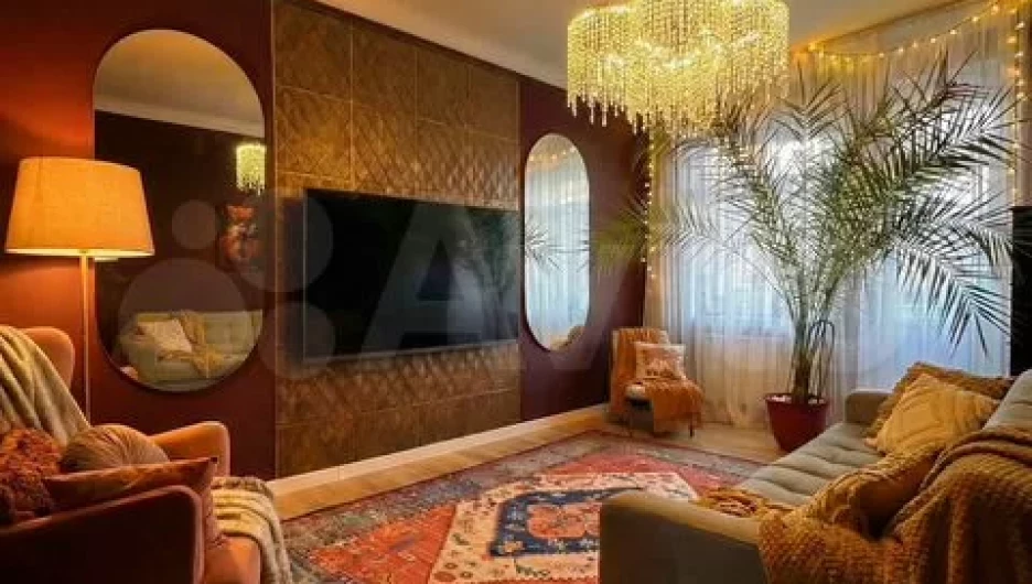 Ухоженная сталинка в Барнауле.