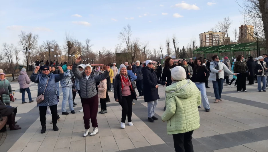 Ретродискотека в парке Барнаула