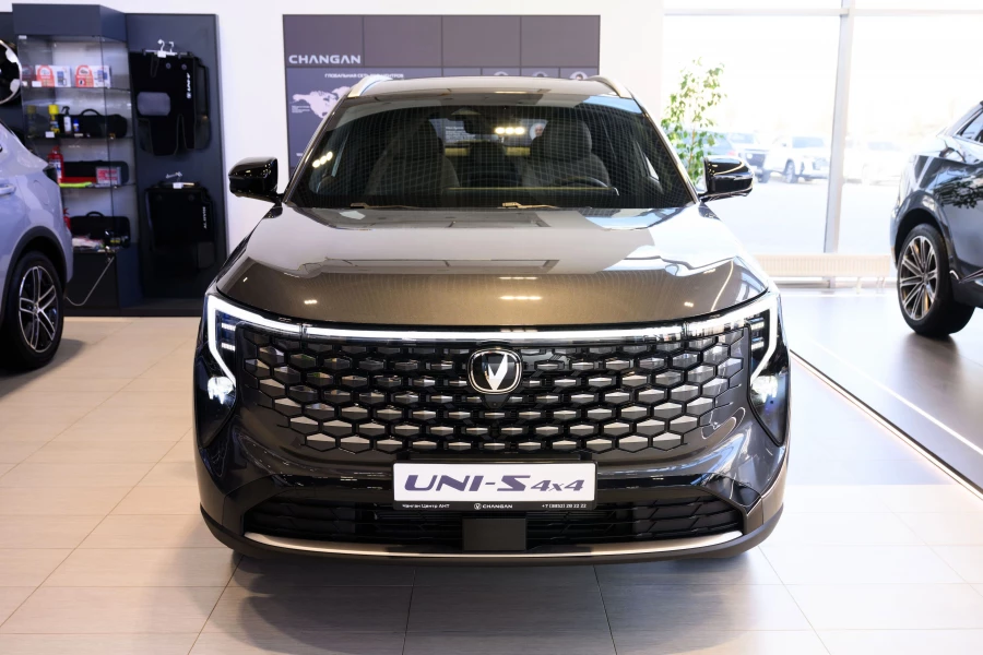 Changan UNI-S.
