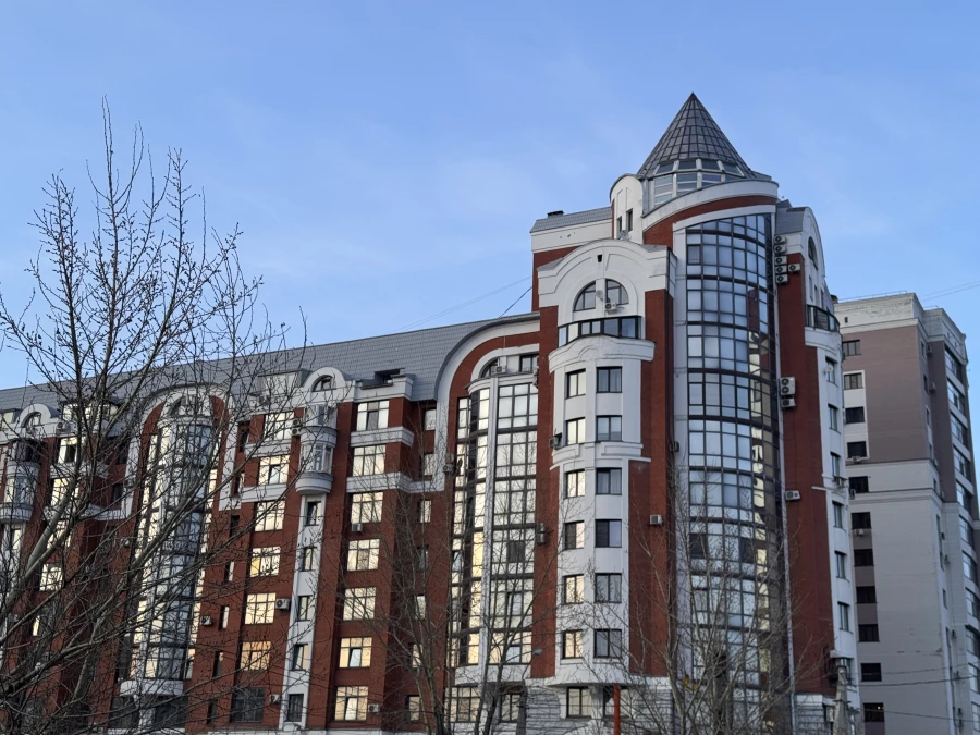 Пр. Комсомольский, 40. Работа Евгении Реутовой. 