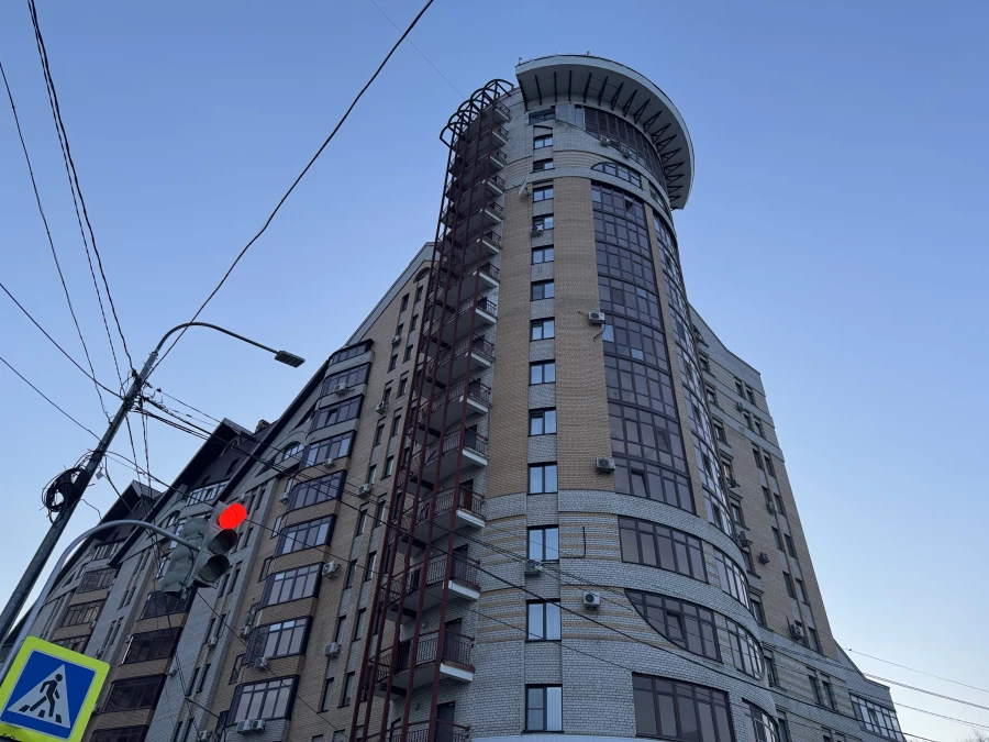 Пр. Комсомольский, 49. Работа Евгении Реутовой.