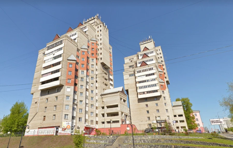 Дома на пр. Красноармейский, 79 и 81