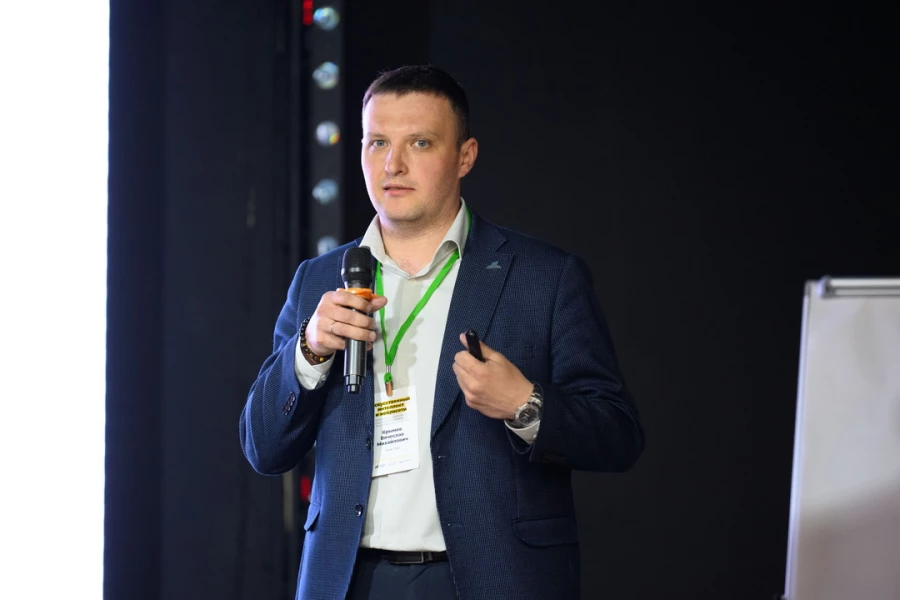 Стратсессия по внедрению ИИ в промышленность, организованная ИД «Алтапресс» и Алтайским региональным отделением Клуба молодых промышленников. 16 апреля 2026 года.