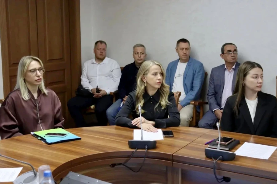 Круглый стол на тему «Обеспечение доступности инклюзивного образования для детей и подростков с расстройствами аутистического спектра (РАС) в Алтайском крае».