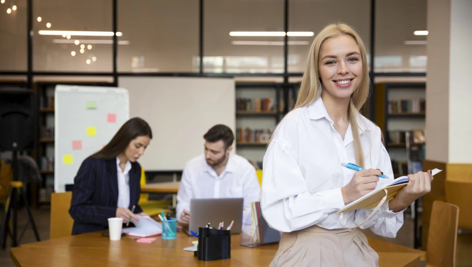 Офис. Сотрудники. Бизнес.