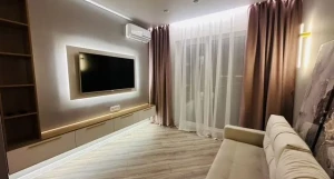 Квартира бизнес-класса с «подсветками» в Барнауле.