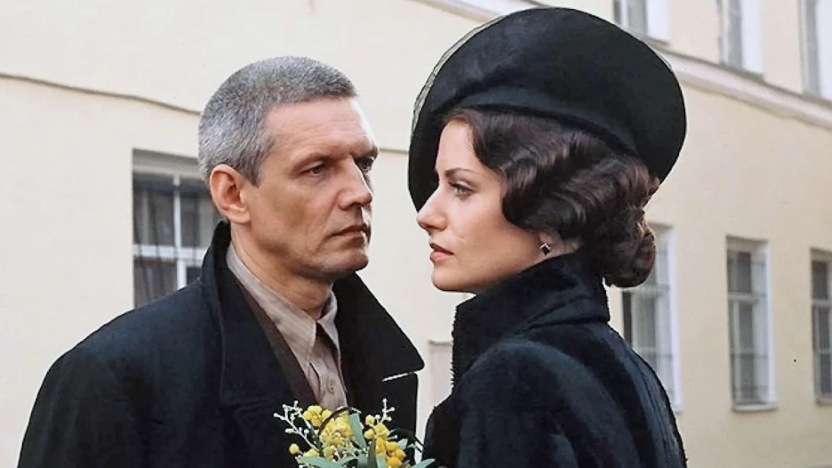 Кадр из сериала "Мастер и Маргарита".