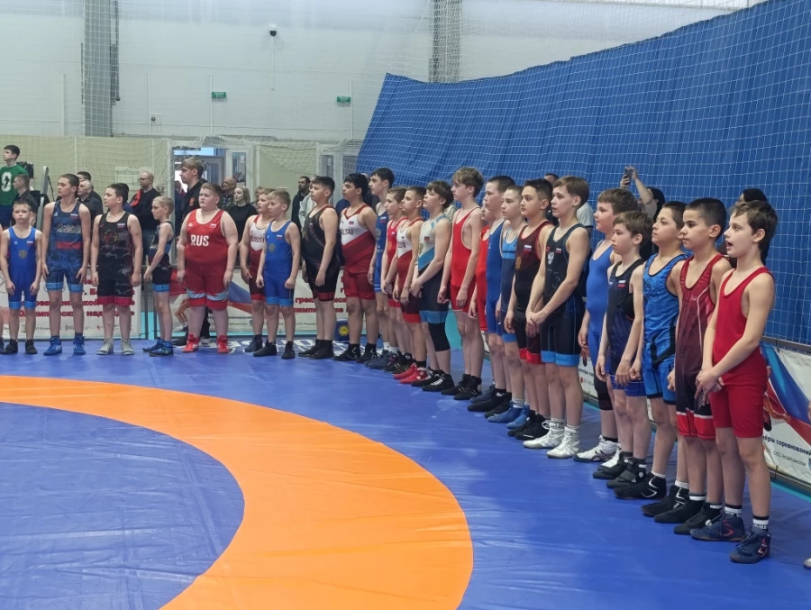 Первые краевые соревнования по греко-римской борьбе среди подростков, посвященные памяти мастера спорта СССР, детского тренера Виктора Селиванова.