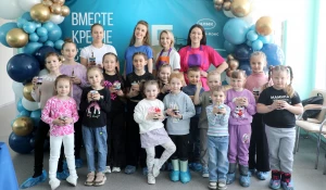 Экологический мастер-класс по созданию флорариумов детей сотрудников Алтай-Кокса.