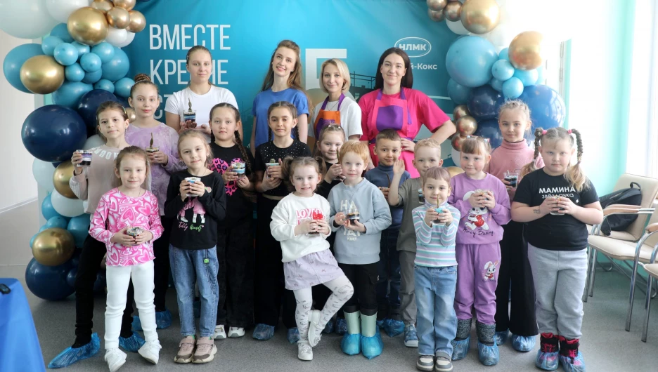 Экологический мастер-класс по созданию флорариумов детей сотрудников Алтай-Кокса.