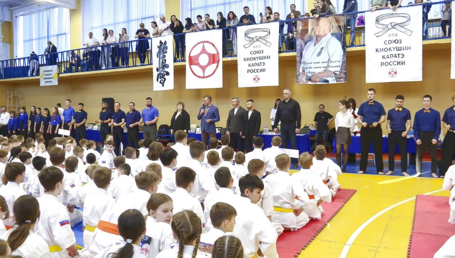 Турнир по киокушин каратэ «Ветка сакуры» в Новоалтайске.