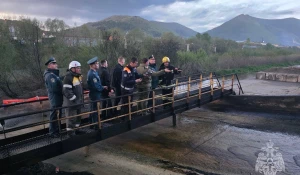 Глава МЧС на месте происшествия в Туапсе.