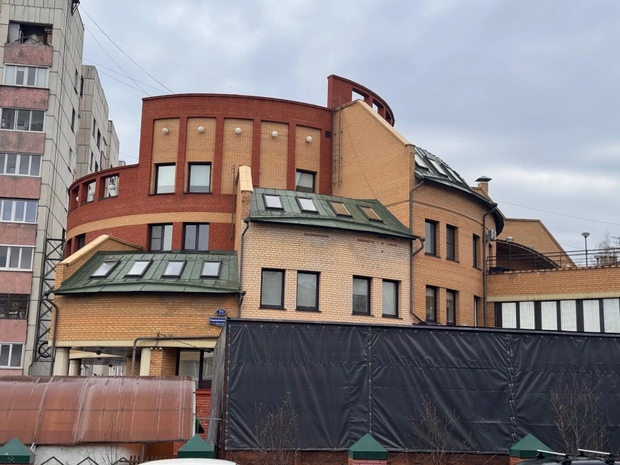 Пр. Социалистический, 71.