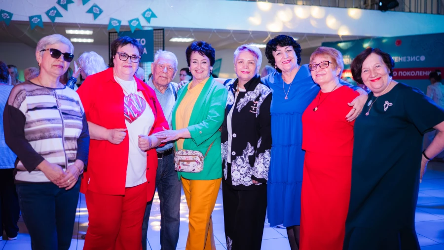 Дискотека для людей «серебряного» возраста в Барнауле.