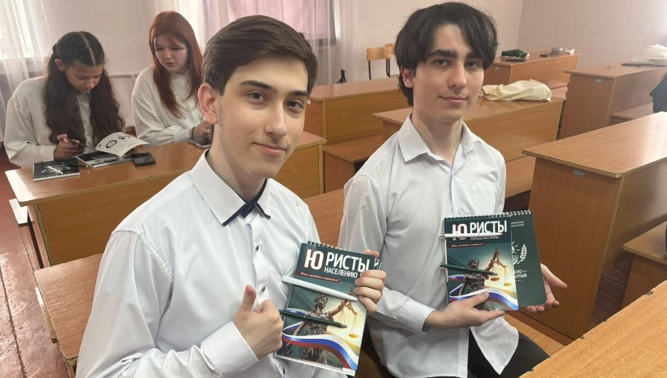 Проект «Юристы-населению» проходил в 25 районах Алтайского края.