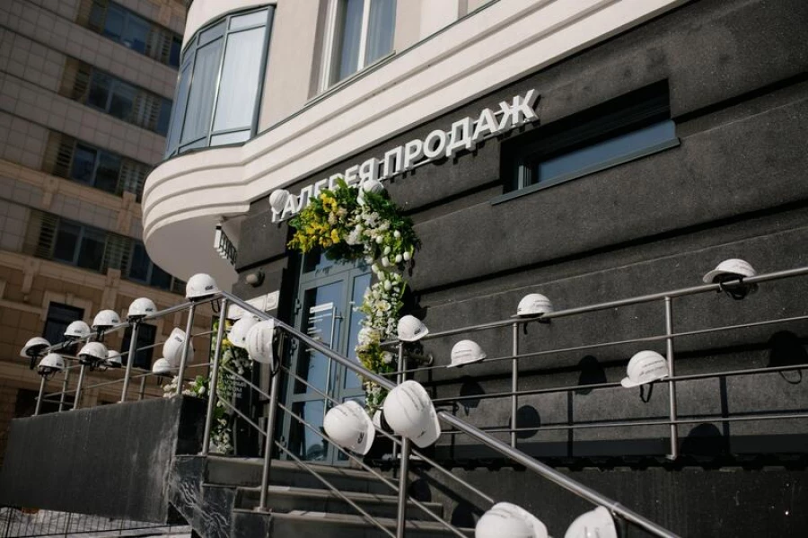 Галерея продаж УК «СЕЛФСТРОИТ».