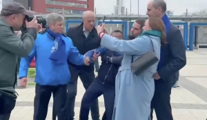 Момент нападения на Дениса Паслера.