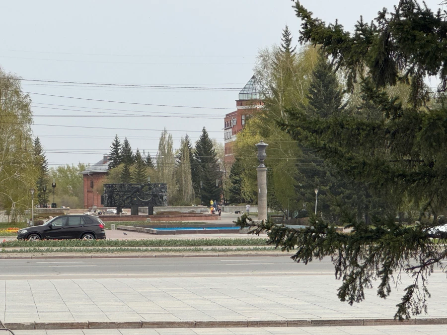 В центре Барнаула запустили фонтан.