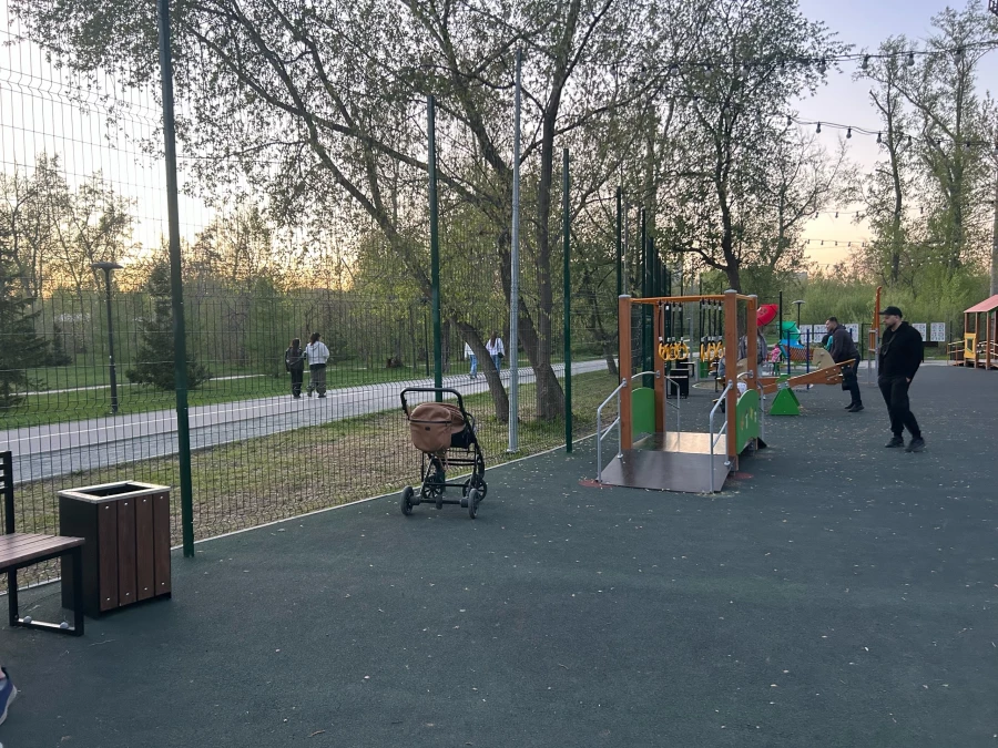 Парк «Изумрудный».