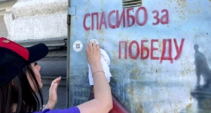 Телеком-шкафы «Ростелекома» с «ожившими» символами Победы в Барнауле.