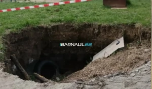 Обвал погреба в Барнауле.