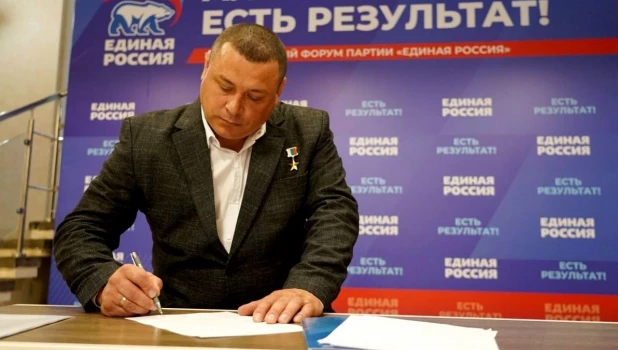 Константин Молчанов.