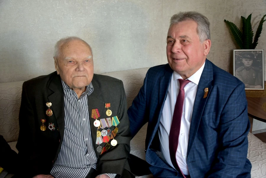 В гостях у фронтовика Макара Панкратьевича Астанина в Барнауле.