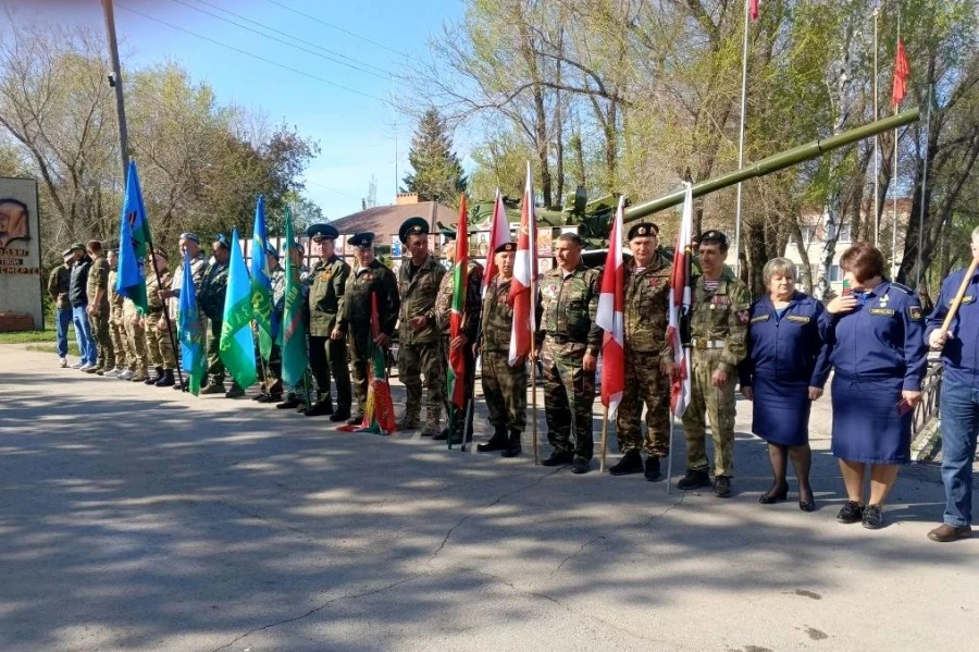 На Мемориале Славы в селе Родино прошло праздничное мероприятие, посвященное отправке груза военнослужащим в зону СВО.