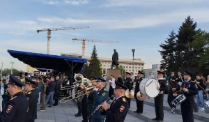 Генеральная репетиция парада ко Дню Победы началась в Барнауле.