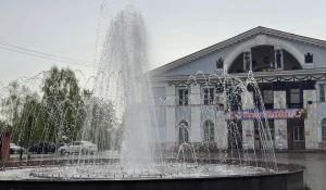 Фонтан рядом с ГЦК «Современник».