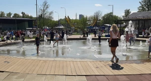 Фонтан в парке Барнаула.