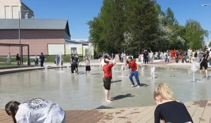 Фонтан в парке Барнаула.