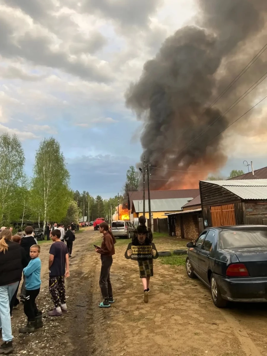 Пожар в селе Ларичиха.