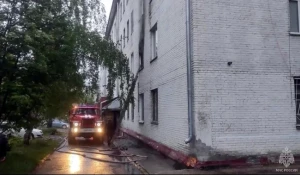 Пожар в четырехэтажке на ул. Глушкова.