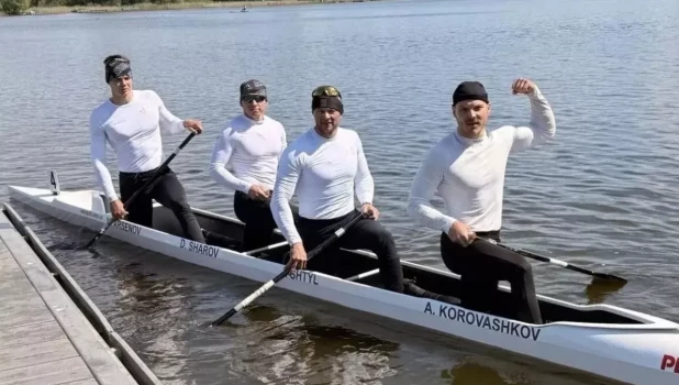 Алтайские гребцы.