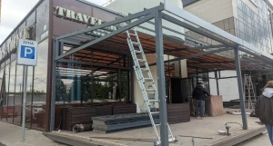 Разбирают Traveler's coffee.