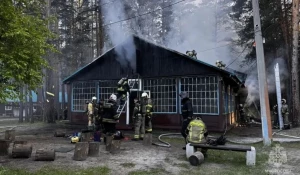 Пожар в детском оздоровительном лагере Барнаула.