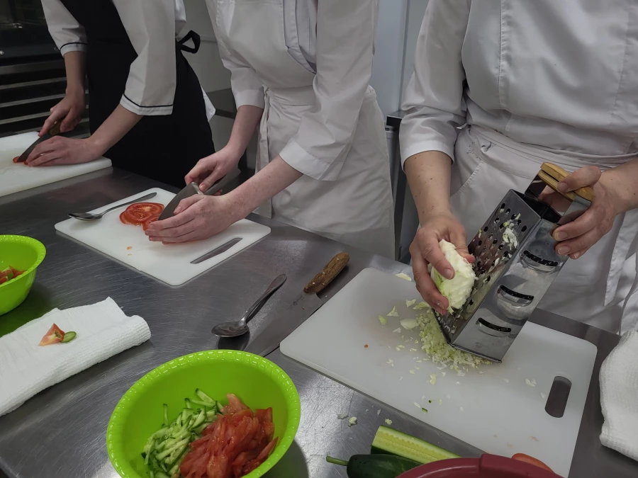 Мастер-класс по приготовлению шаурмы с Анной Захарьевой