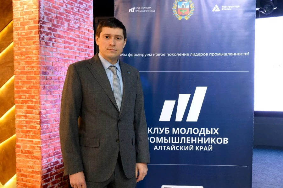 Артем Шамков.