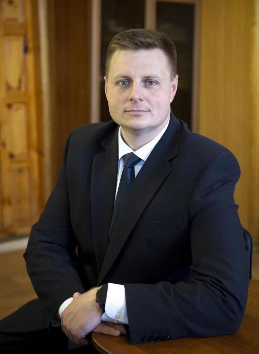 Александр Текутьев.