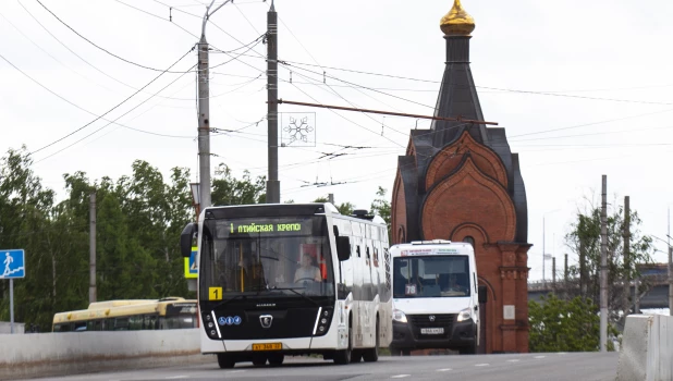 Общественный транспорт, автобус, дорога, маршрутка, город
