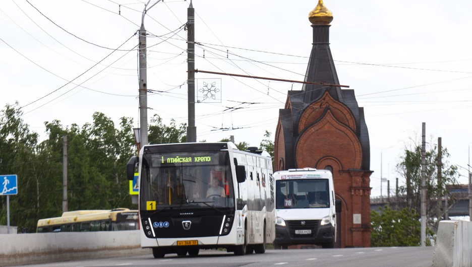 Общественный транспорт, автобус, дорога, маршрутка, город